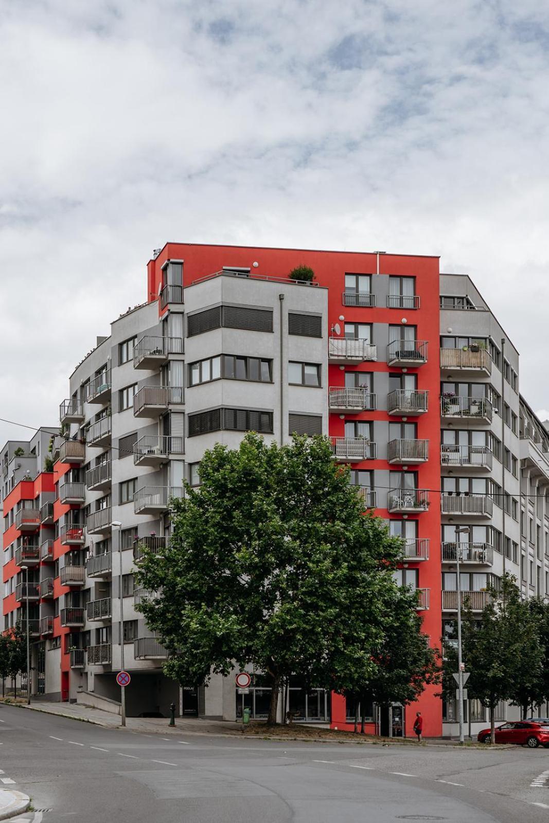 Prague Days - Bright Apartment - Balcony - Private Parking ภายนอก รูปภาพ